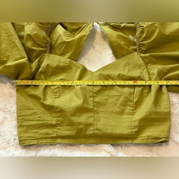 Know One Cares Mustard Green Puff Sleeve Crop Top Size Small - Picture 5 of 6